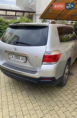 Позашляховик / Кросовер Toyota Highlander 2012 в Черкасах