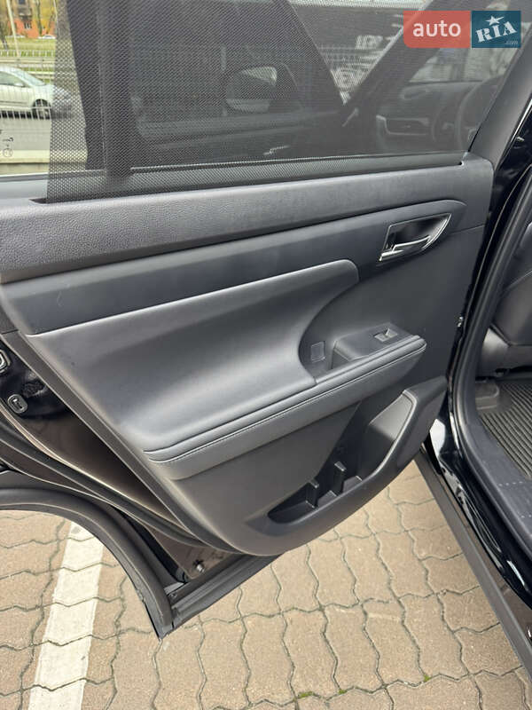 Внедорожник / Кроссовер Toyota Highlander 2024 в Киеве