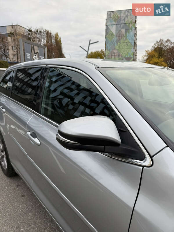 Внедорожник / Кроссовер Toyota Highlander 2014 в Харькове фото 12 Внедорожник / Кроссовер Toyota Highlander 2014 в Харькове