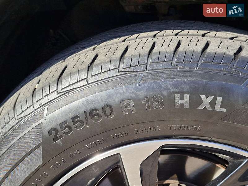 Внедорожник / Кроссовер Toyota Highlander 2018 в Киеве