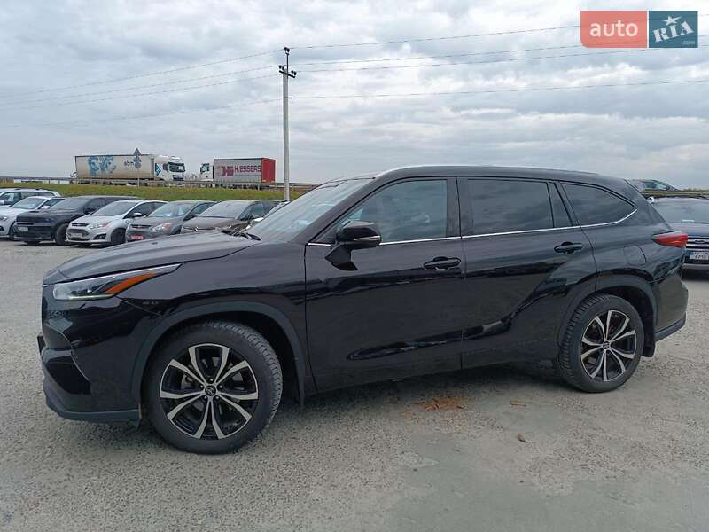 Внедорожник / Кроссовер Toyota Highlander 2021 в Львове фото 15 Внедорожник / Кроссовер Toyota Highlander 2021 в Львове