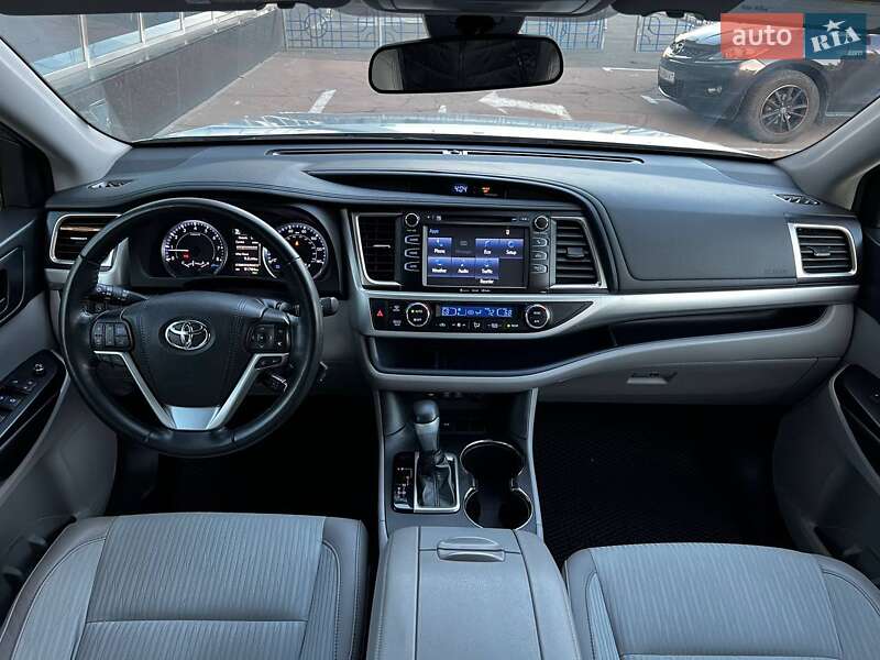 Внедорожник / Кроссовер Toyota Highlander 2019 в Киеве фото 20 Внедорожник / Кроссовер Toyota Highlander 2019 в Киеве