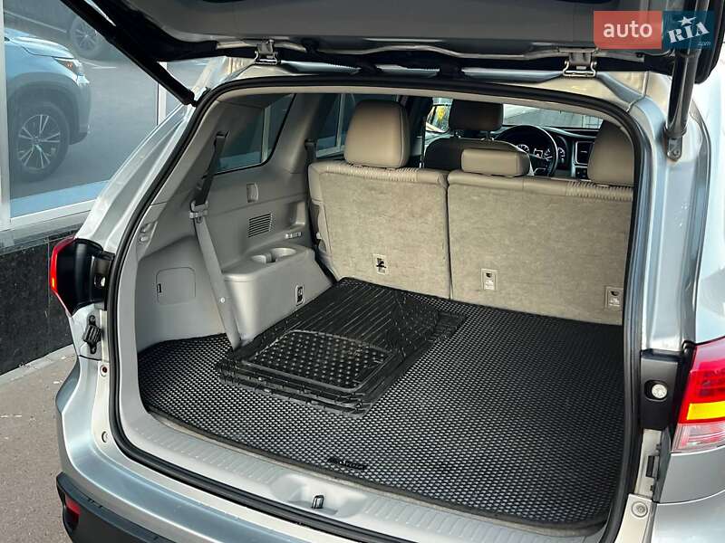 Внедорожник / Кроссовер Toyota Highlander 2019 в Киеве фото 27 Внедорожник / Кроссовер Toyota Highlander 2019 в Киеве