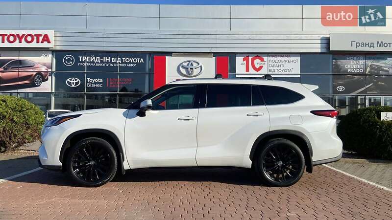 Внедорожник / Кроссовер Toyota Highlander 2023 в Хмельницком фото 3 Внедорожник / Кроссовер Toyota Highlander 2023 в Хмельницком