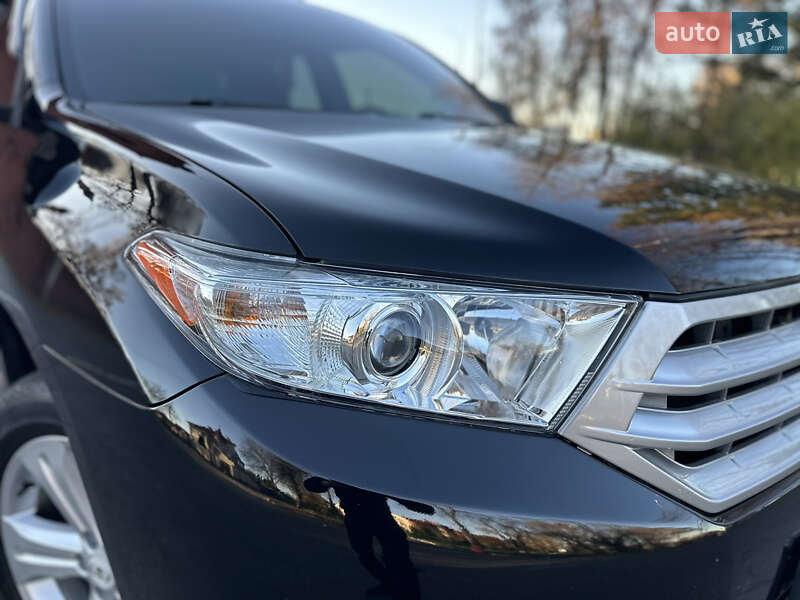 Позашляховик / Кросовер Toyota Highlander 2011 в Вінниці