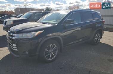 Toyota Highlander 2019