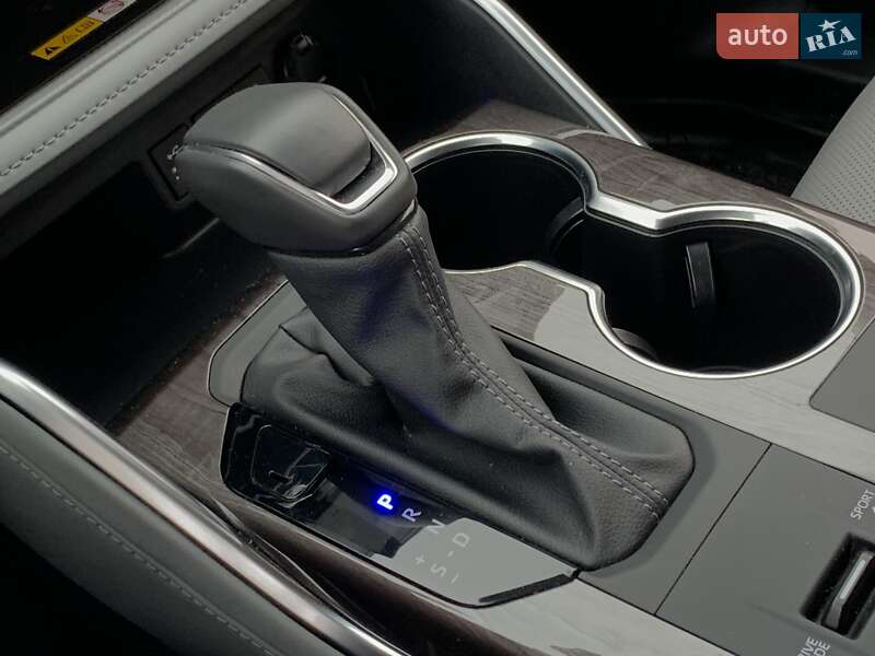 Внедорожник / Кроссовер Toyota Highlander 2024 в Бердичеве фото 55 Внедорожник / Кроссовер Toyota Highlander 2024 в Бердичеве