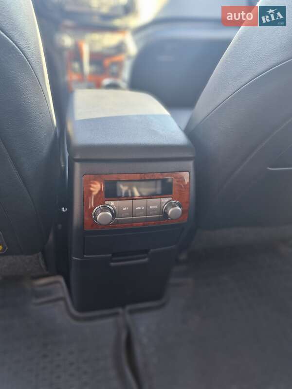 Позашляховик / Кросовер Toyota Highlander 2011 в Києві