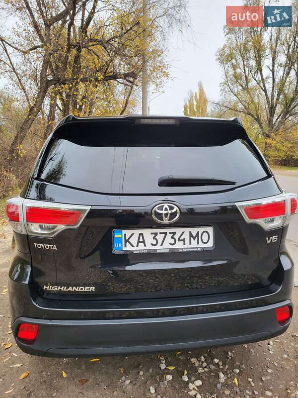 Внедорожник / Кроссовер Toyota Highlander 2014 в Кривом Роге фото 11 Внедорожник / Кроссовер Toyota Highlander 2014 в Кривом Роге