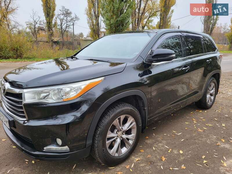 Внедорожник / Кроссовер Toyota Highlander 2014 в Кривом Роге фото 16 Внедорожник / Кроссовер Toyota Highlander 2014 в Кривом Роге