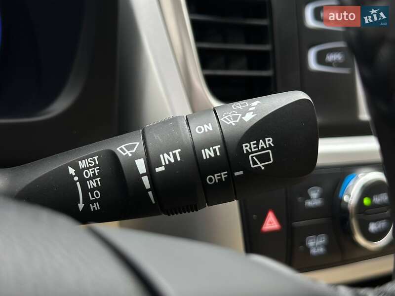 Внедорожник / Кроссовер Toyota Highlander 2016 в Киеве