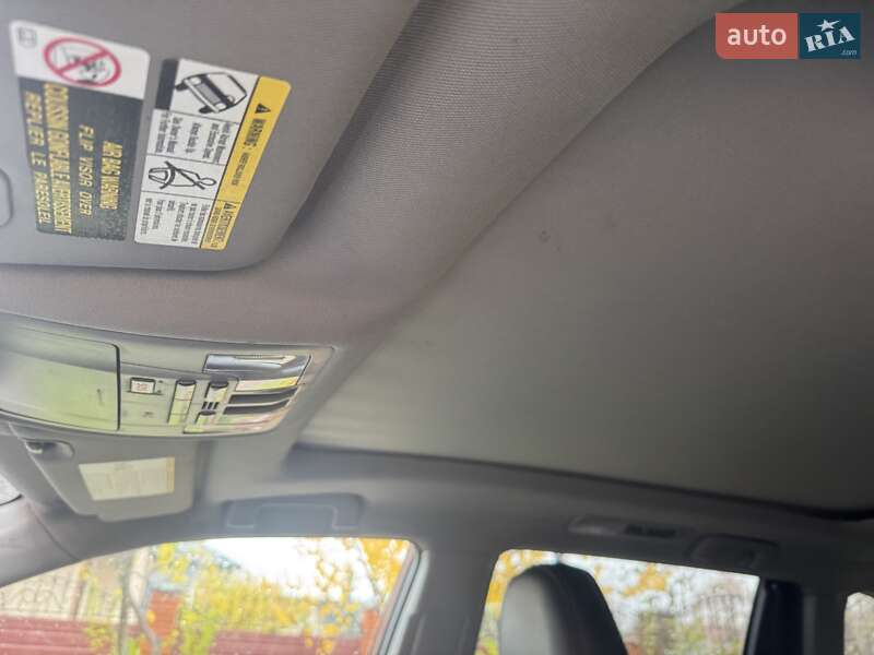 Позашляховик / Кросовер Toyota Highlander 2019 в Луцьку