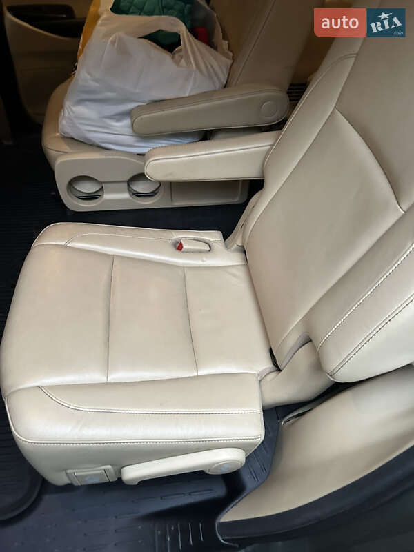 Позашляховик / Кросовер Toyota Highlander 2017 в Лубнах