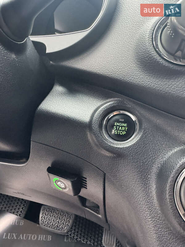 Позашляховик / Кросовер Toyota Highlander 2013 в Києві