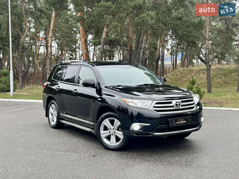 Позашляховик / Кросовер Toyota Highlander 2013 в Києві