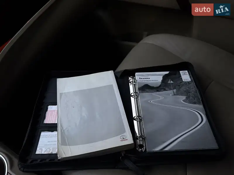 Внедорожник / Кроссовер Toyota Highlander 2011 в Киеве документ 2 фото Внедорожник / Кроссовер Toyota Highlander 2011 в Киеве документ