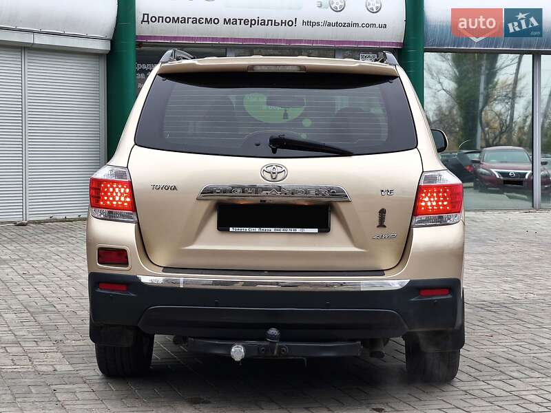 Внедорожник / Кроссовер Toyota Highlander 2011 в Днепре