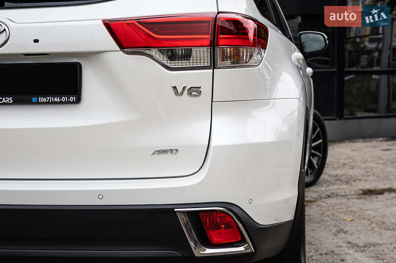 Позашляховик / Кросовер Toyota Highlander 2019 в Києві фото 26 Позашляховик / Кросовер Toyota Highlander 2019 в Києві