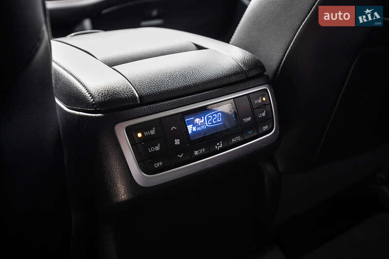 Позашляховик / Кросовер Toyota Highlander 2019 в Києві фото 53 Позашляховик / Кросовер Toyota Highlander 2019 в Києві