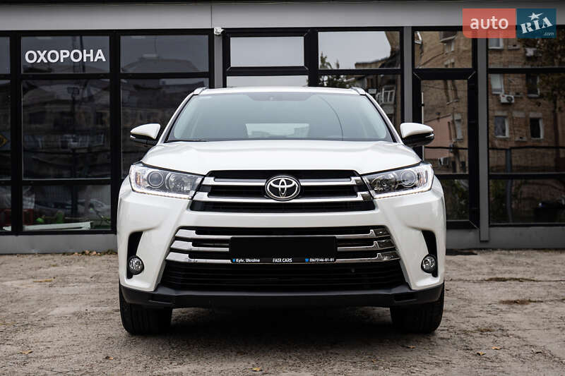 Позашляховик / Кросовер Toyota Highlander 2019 в Києві фото 69 Позашляховик / Кросовер Toyota Highlander 2019 в Києві