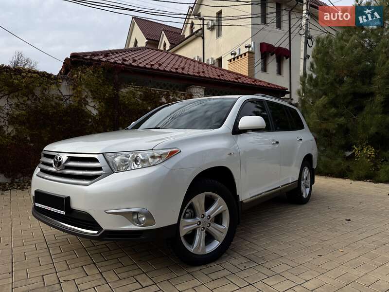 Внедорожник / Кроссовер Toyota Highlander 2011 в Одессе