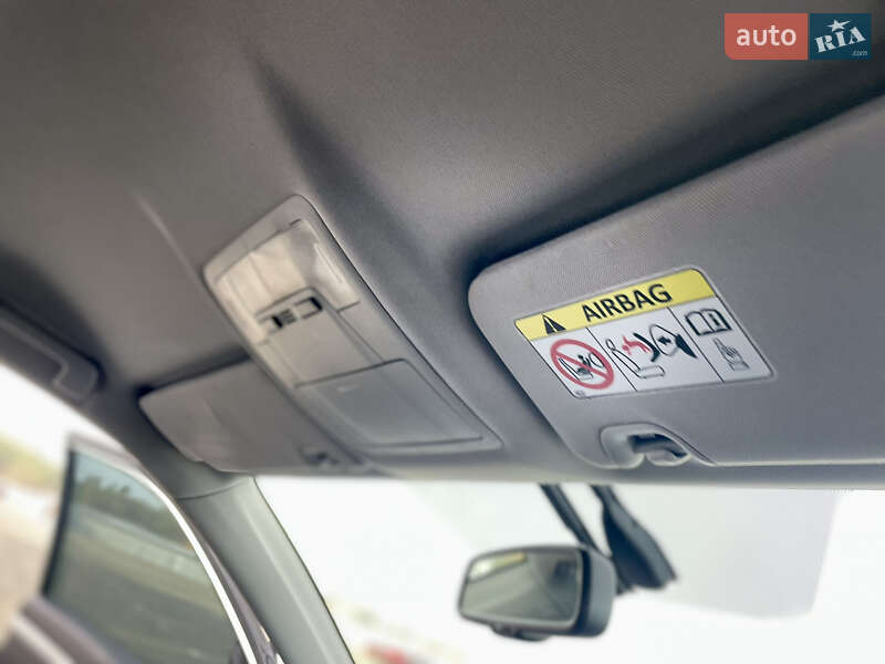 Внедорожник / Кроссовер Toyota Highlander 2016 в Киеве