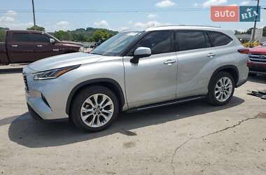 Toyota Highlander 2022
