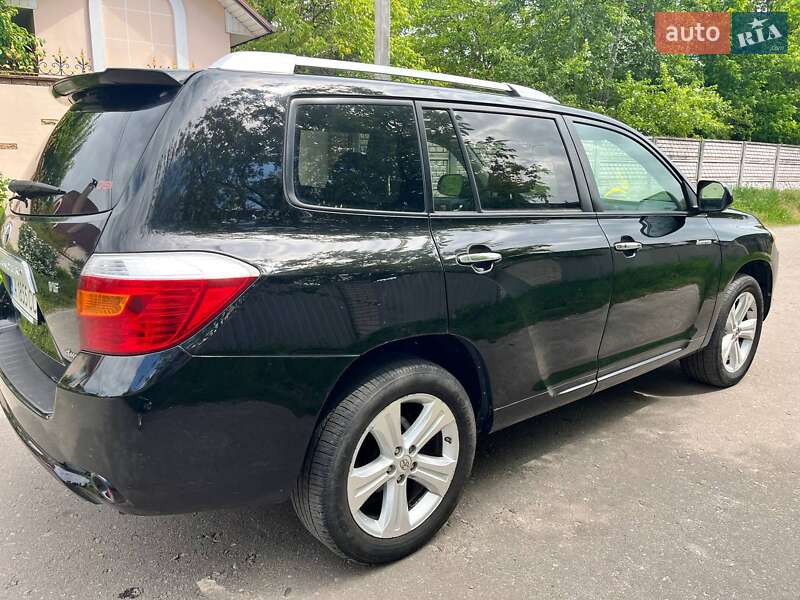 Позашляховик / Кросовер Toyota Highlander 2008 в Києві