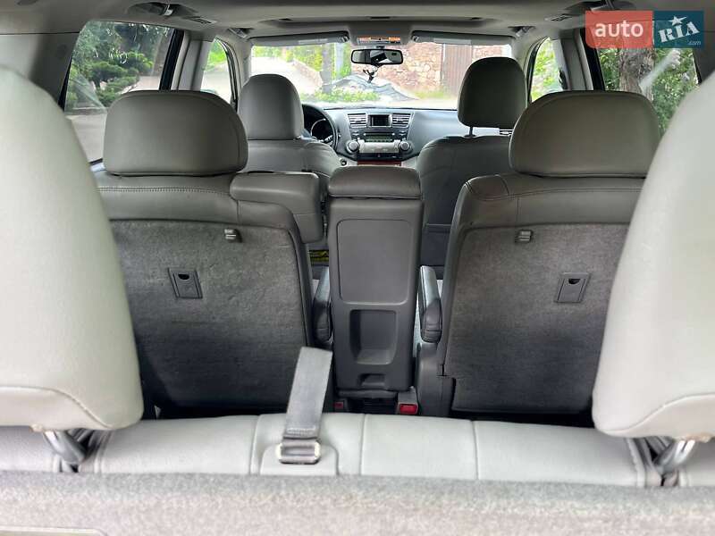 Позашляховик / Кросовер Toyota Highlander 2008 в Києві