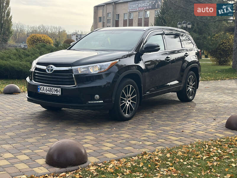 Внедорожник / Кроссовер Toyota Highlander 2016 в Киеве фото 3 Внедорожник / Кроссовер Toyota Highlander 2016 в Киеве