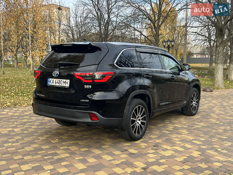 Внедорожник / Кроссовер Toyota Highlander 2016 в Киеве фото 5 Внедорожник / Кроссовер Toyota Highlander 2016 в Киеве