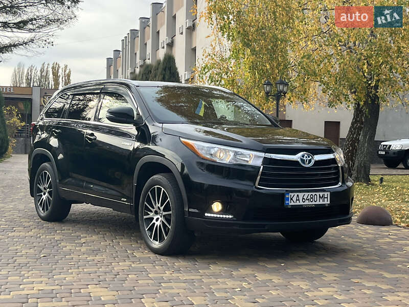 Внедорожник / Кроссовер Toyota Highlander 2016 в Киеве фото 39 Внедорожник / Кроссовер Toyota Highlander 2016 в Киеве
