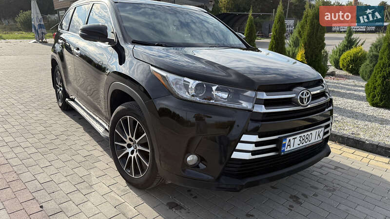Внедорожник / Кроссовер Toyota Highlander 2017 в Городенке фото 5 Внедорожник / Кроссовер Toyota Highlander 2017 в Городенке