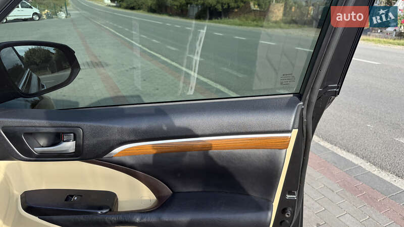 Внедорожник / Кроссовер Toyota Highlander 2017 в Городенке фото 23 Внедорожник / Кроссовер Toyota Highlander 2017 в Городенке