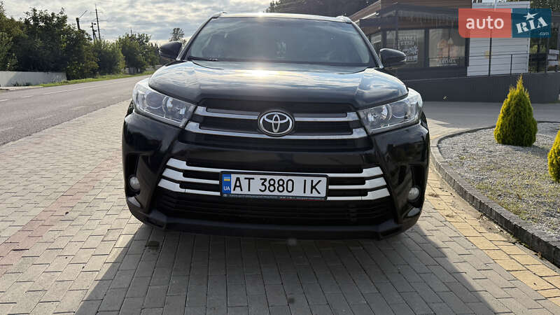 Внедорожник / Кроссовер Toyota Highlander 2017 в Городенке фото 34 Внедорожник / Кроссовер Toyota Highlander 2017 в Городенке