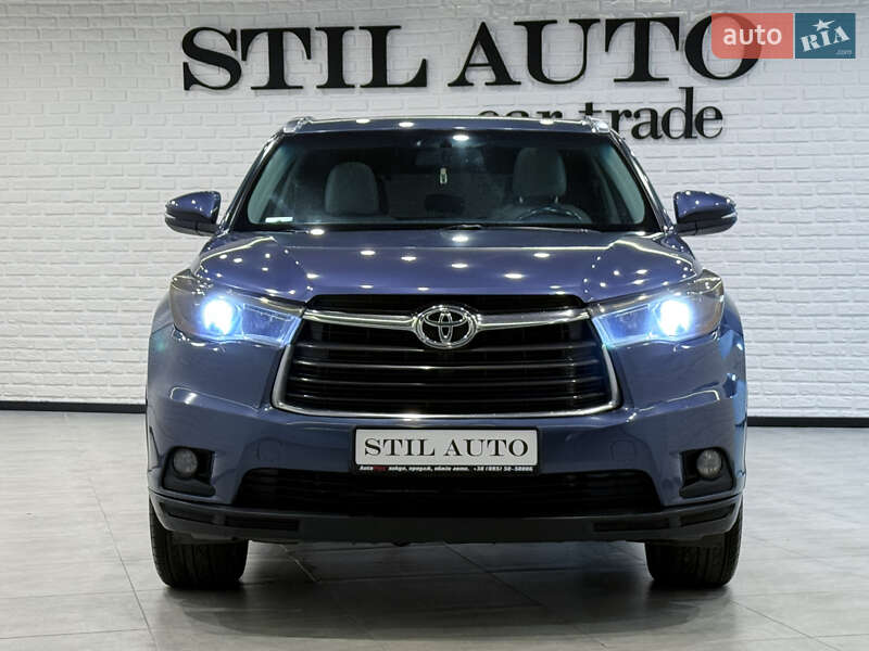 Внедорожник / Кроссовер Toyota Highlander 2016 в Одессе