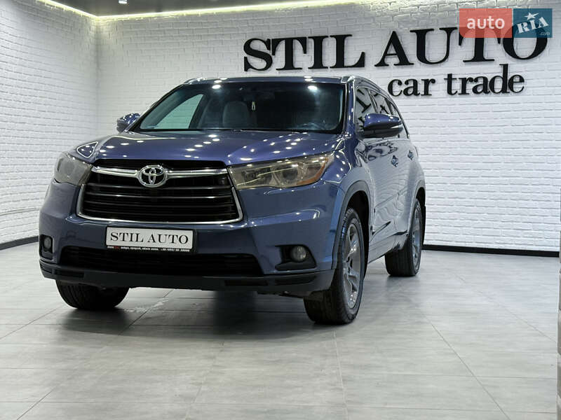 Внедорожник / Кроссовер Toyota Highlander 2016 в Одессе