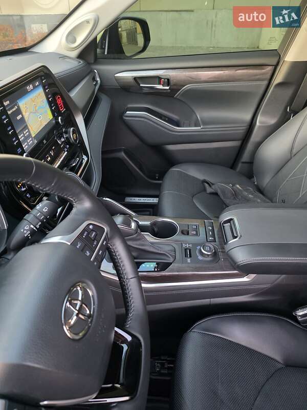 Внедорожник / Кроссовер Toyota Highlander 2022 в Киеве фото 26 Внедорожник / Кроссовер Toyota Highlander 2022 в Киеве