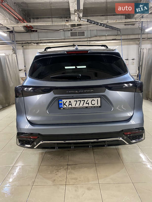 Внедорожник / Кроссовер Toyota Highlander 2022 в Киеве