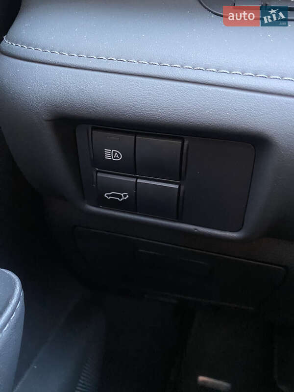 Внедорожник / Кроссовер Toyota Highlander 2022 в Киеве