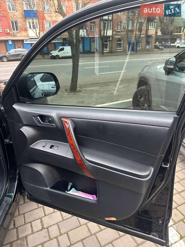 Позашляховик / Кросовер Toyota Highlander 2010 в Кривому Розі