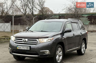 Позашляховик / Кросовер Toyota Highlander 2012 в Києві
