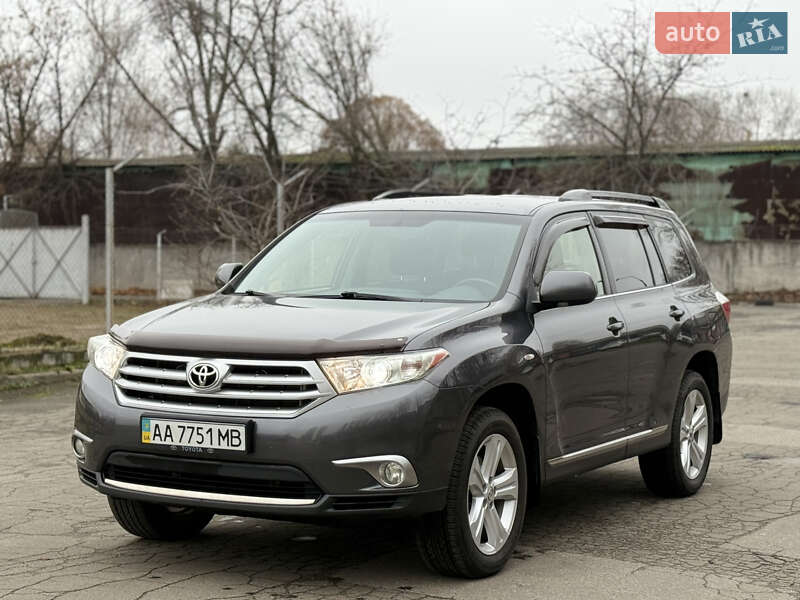 Внедорожник / Кроссовер Toyota Highlander 2012 в Киеве
