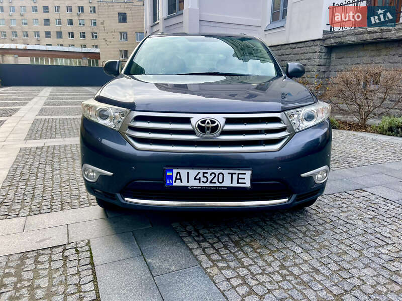 Внедорожник / Кроссовер Toyota Highlander 2012 в Киеве фото 2 Внедорожник / Кроссовер Toyota Highlander 2012 в Киеве