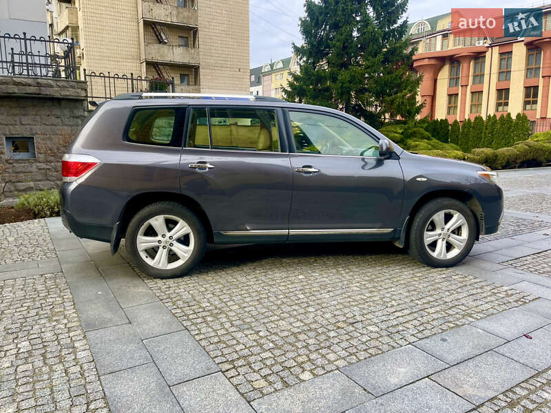 Внедорожник / Кроссовер Toyota Highlander 2012 в Киеве фото 7 Внедорожник / Кроссовер Toyota Highlander 2012 в Киеве
