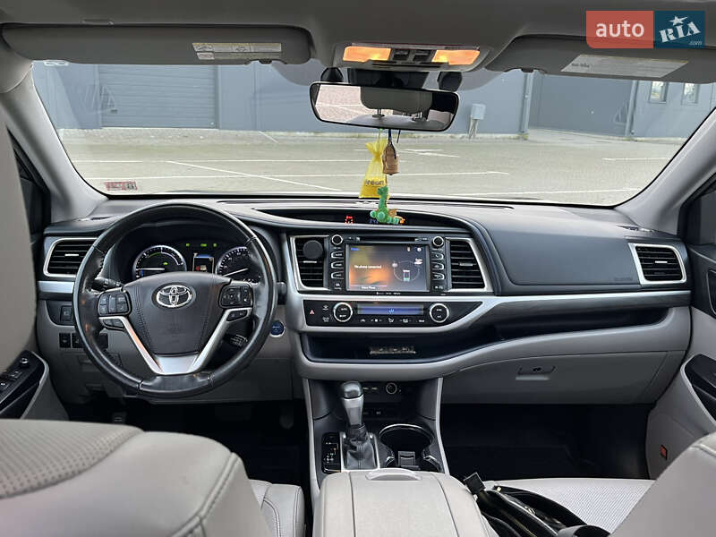 Позашляховик / Кросовер Toyota Highlander 2019 в Одесі фото 13 Позашляховик / Кросовер Toyota Highlander 2019 в Одесі