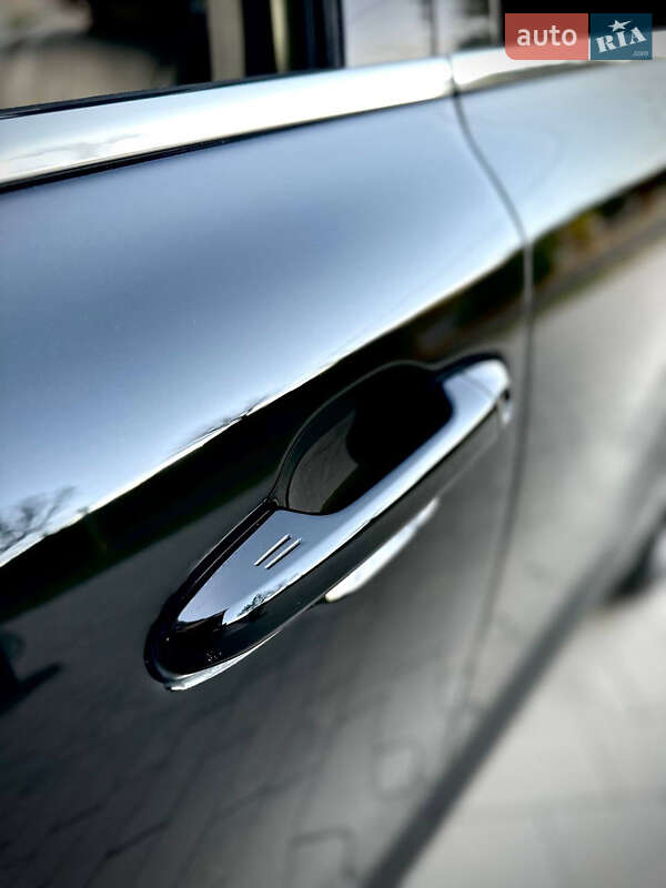 Позашляховик / Кросовер Toyota Highlander 2014 в Харкові