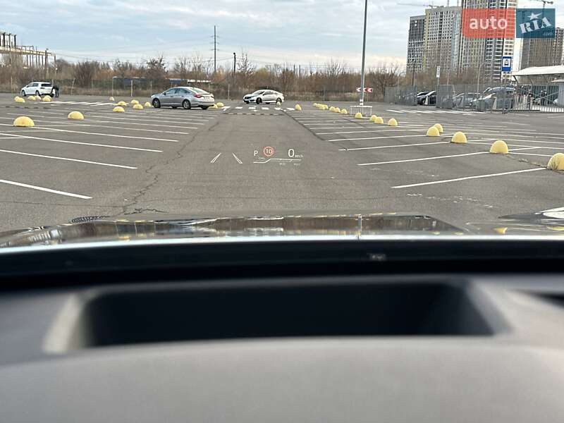 Внедорожник / Кроссовер Toyota Highlander 2021 в Киеве