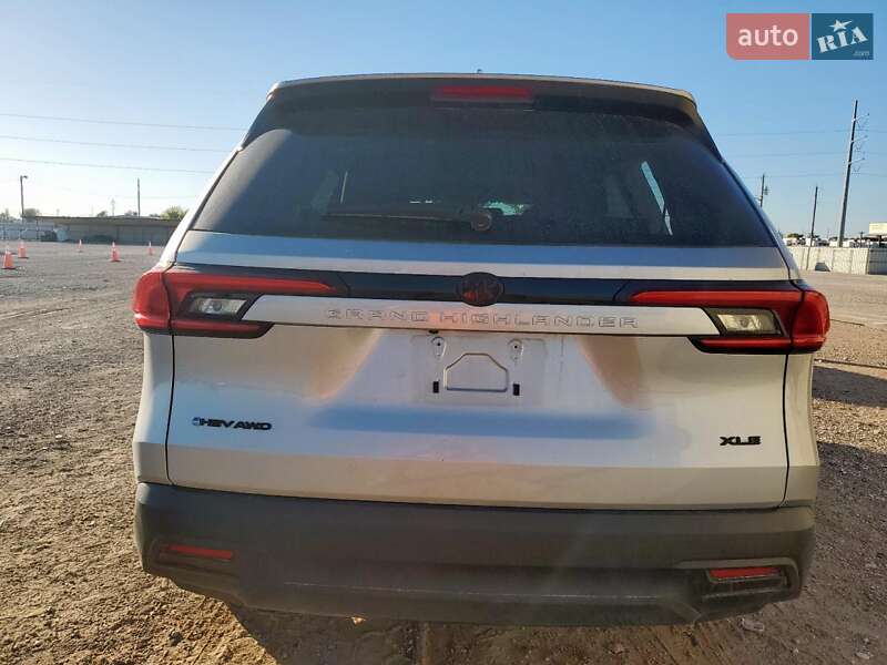 Внедорожник / Кроссовер Toyota Highlander 2024 в Виннице