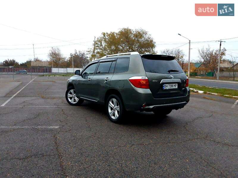 Внедорожник / Кроссовер Toyota Highlander 2008 в Болграде